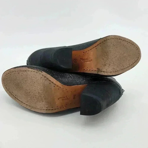 MODERN VINTAGE ANKLE  BOOTS - Picture 8 of 8